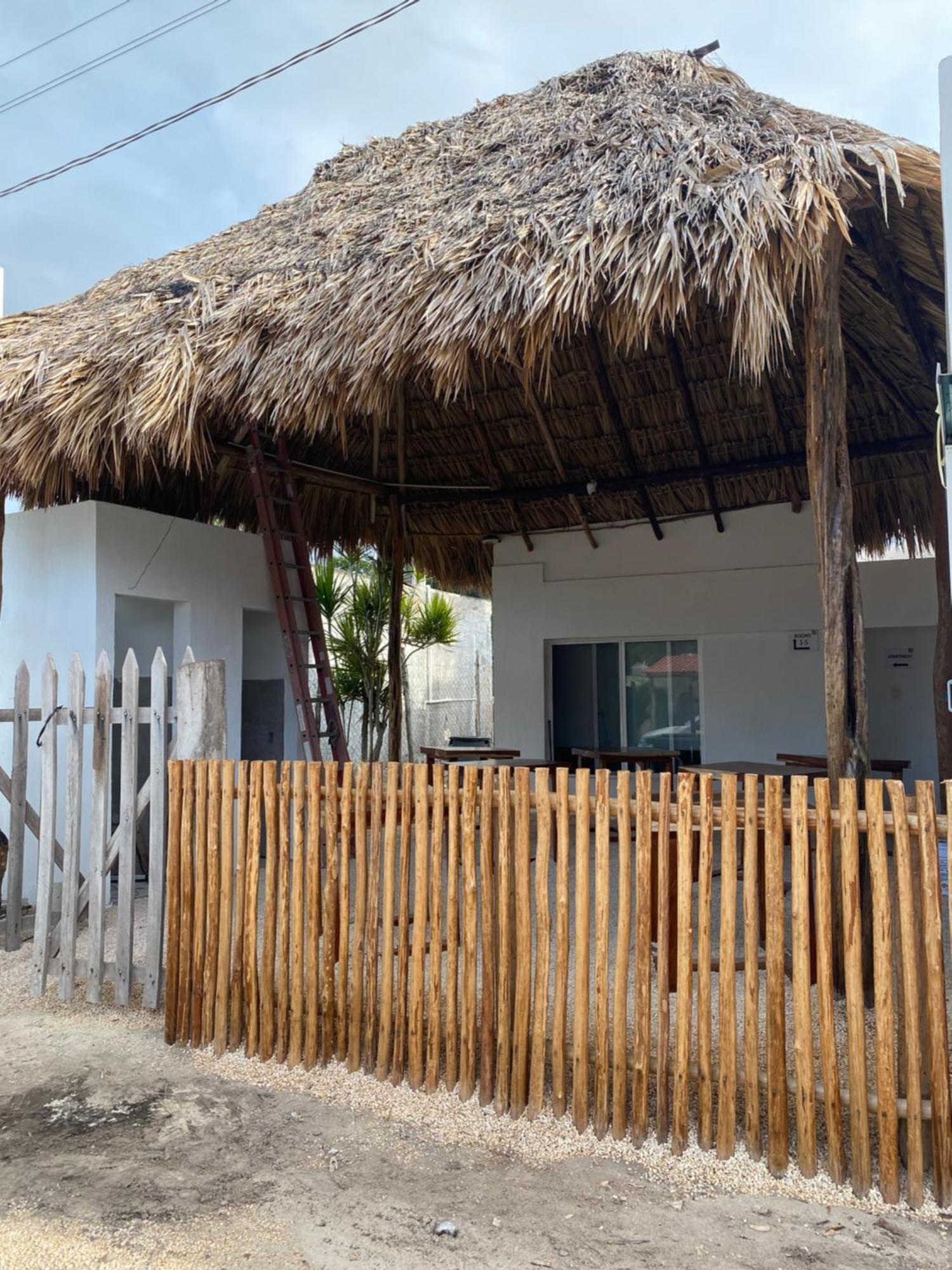 Aparthotel Casa Colibrí El Cuyo Exterior foto